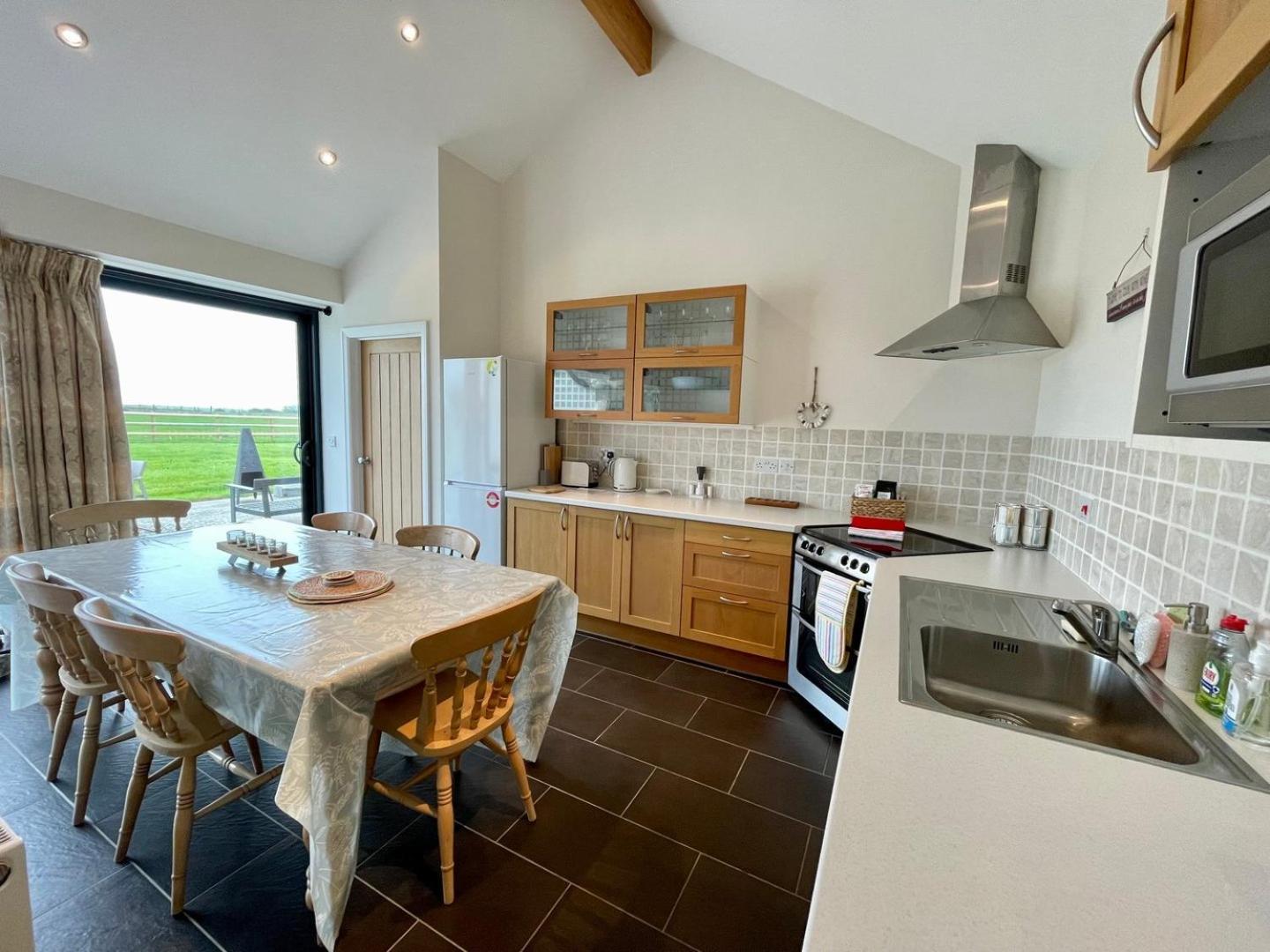 Cosy Barn With Views In Wick Vale Of Glamorgan Eksteriør bilde