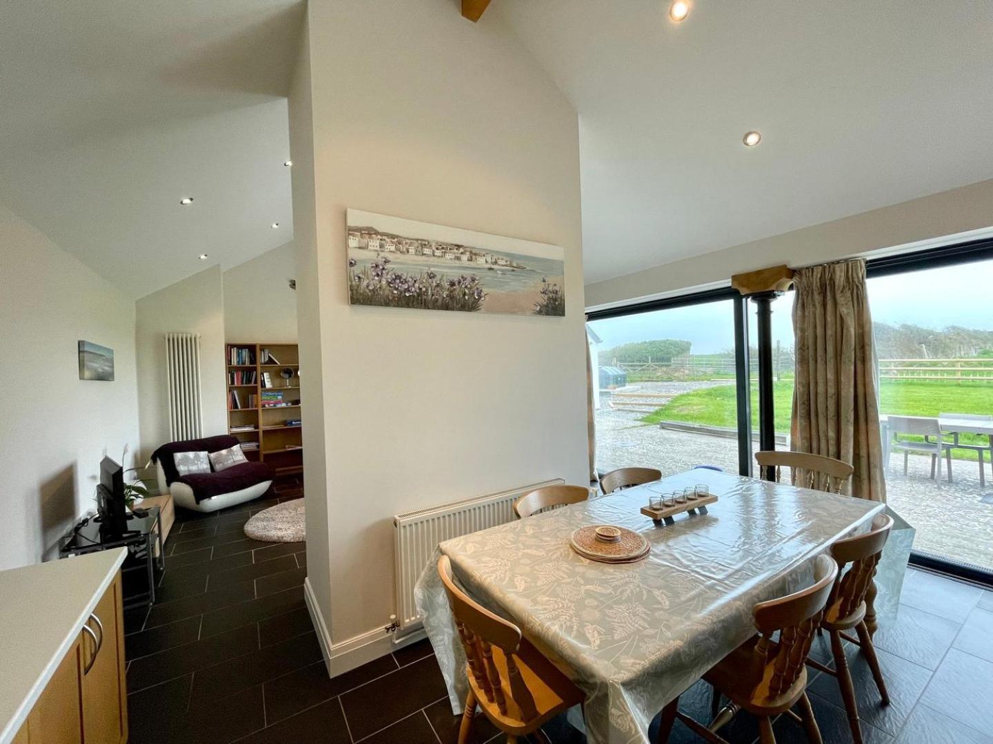 Cosy Barn With Views In Wick Vale Of Glamorgan Eksteriør bilde