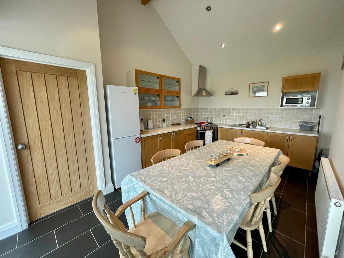 Cosy Barn With Views In Wick Vale Of Glamorgan Eksteriør bilde